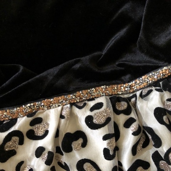 Girl's Dollie & Me Black Velvet Animal Print Dress 5 - Picture 16 of 16